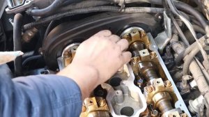 Замена прокладки клапанной крышки и свечей зажигания Chevrolet  Lacetti 1.8 LDA.