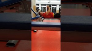 Пуловер с гирей