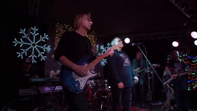 New Year 2020 | Как ты живешь без меня (cover) смотреть онлайн