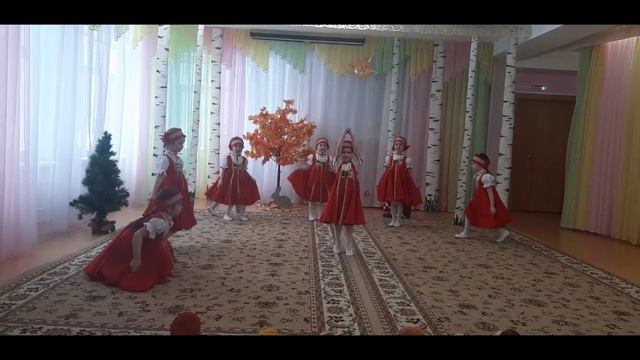На опушкE