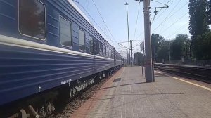 «Разные вагоны» TЭП70 - 0289 пассажирским поездом № 929 «Жемчужина Кавказа» Москва - Москва