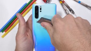 Huawei P30 Pro Durability Test - Breathing Crystal?!
