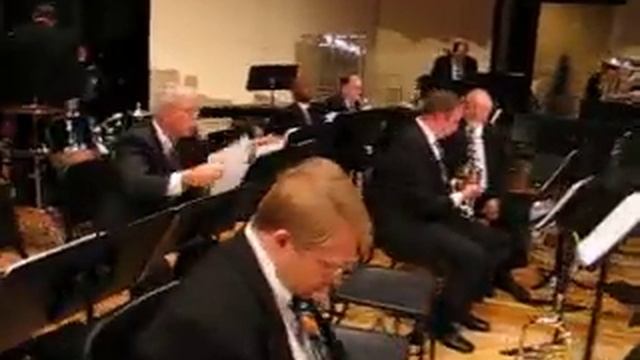 experimenting with camera before MCBB concert смотреть онлайн