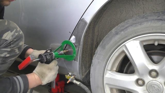 ? ОЛОВО ВМЕСТО ШПАКЛИ, Рихтовка и ЛУЖЕНИЕ крыла, рихтовка двери. Toyota Corolla кузовной ремонт смотреть онлайн
