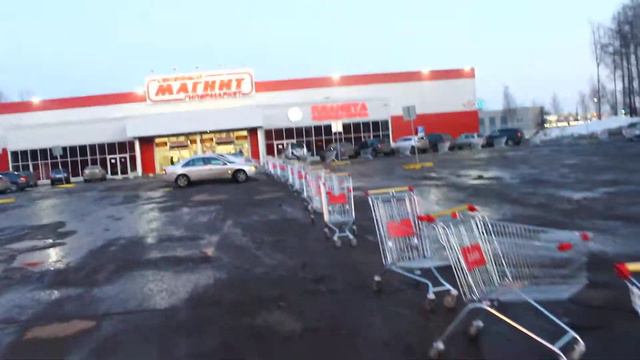 МОСКВИЧИ БЛАГОДАРЯТ семейный МАГНИТ смотреть онлайн