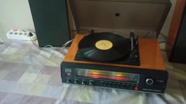 Stereophonic radio “Vega-323-stereo”/Стереофоническая радиола «вега-323-стерео»
