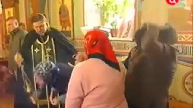 ЭКЗОРЦИЗМ.  Жуткое видео, реальные кадры изгнания бесов!