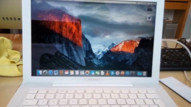 MacBook 13" del 2009 4GB Fastizzato con SSD!  #macfaaast смотреть онлайн