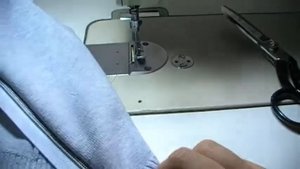 Переделываем свитер в кофту . ПРОСТО и ДОСТУПНО.