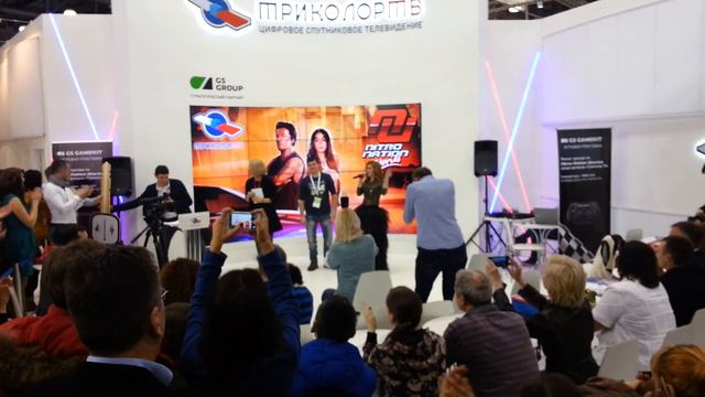 Турнир по игре Nitro Nation Stories. Финал. CSTB 2016. Стенд Триколор ТВ смотреть онлайн