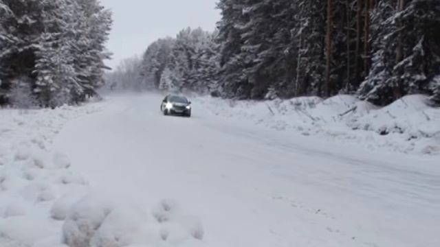 13 декабря 2016 Более 50 гоночных экипажей выедут на старт соревнований «Вятка-ралли» смотреть онлайн