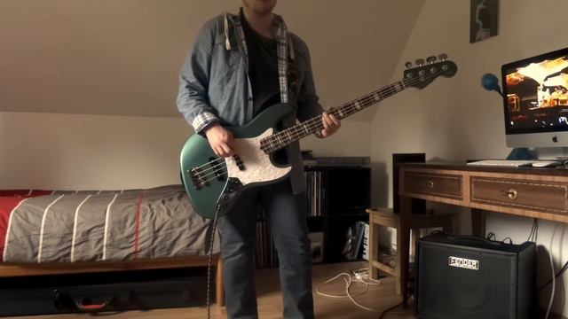 U2 - Boy Falls From The Sky (Bass cover) смотреть онлайн