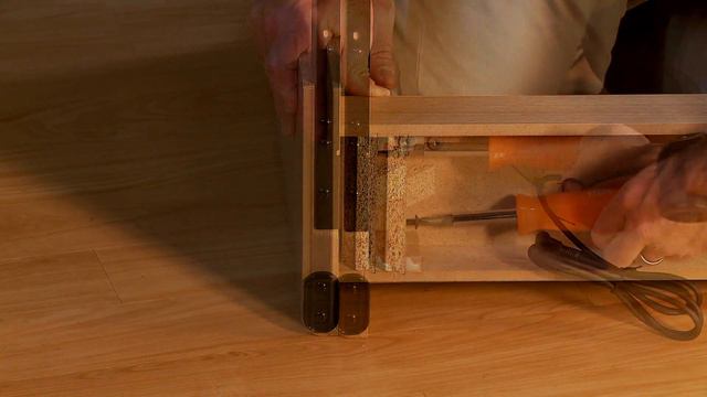 Roland HP702 Digital Piano - Assembly Guide смотреть онлайн