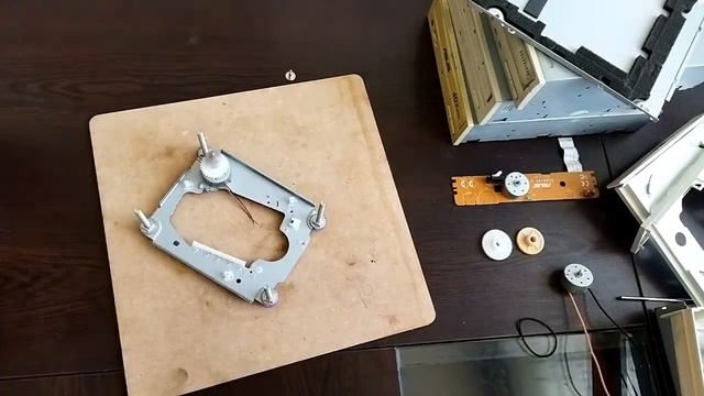 Make a small vibrating table. Trembling table. Shaking table. смотреть онлайн