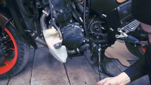 Замена прокладки клапанной крышки Kawasaki zzr 1400