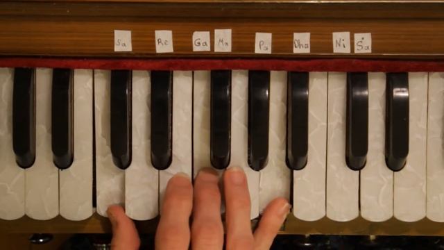Джая Радха Мадхава бхаджан аккорди для физгармонии. Harmonium tutorial bhajan Jaya Radha Madhava смотреть онлайн