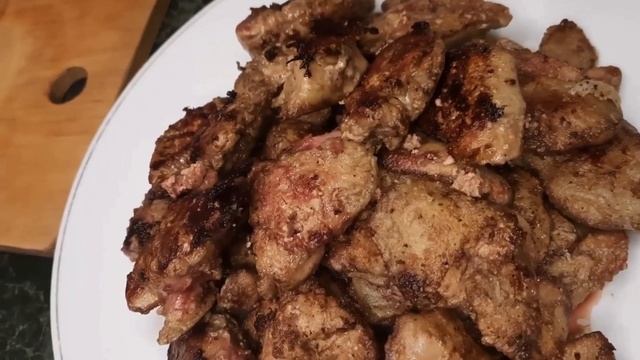 Показываю как тушить куриную печень в сметане. Просто и вкусно. #ПростоИВкусно #рецепт