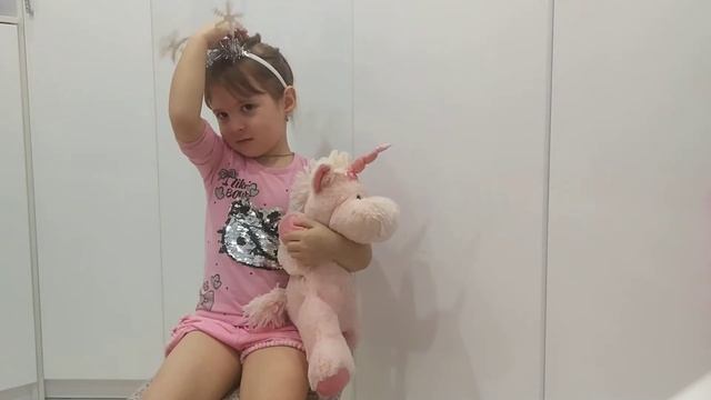 Ребенок учит стих. 2 часть смотреть онлайн