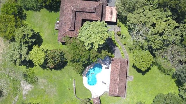 "Rancho Malavasi" Atenas, Costa Rica смотреть онлайн