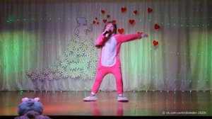 Мне сегодня скучно! поёт Дарья Шелестенко