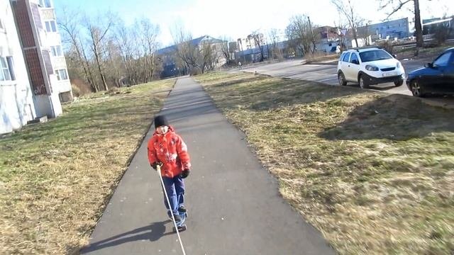 Бюджетный кайтинг! ) Как кататься на скейте не отталкиваясь)