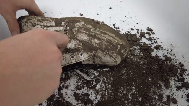 Cleaning The Dirtiest Cristiano Ronaldo Nike Ever! ⚽ CR7 Superfly Boot Restoration.Очистка обуви. смотреть онлайн