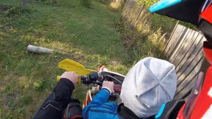 первый раз катаемся на питбайке