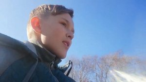 КАТАЮСЬ НА ВЕЛОМОБИЛЕ В ПАРКЕ! жёсткий дрифт...