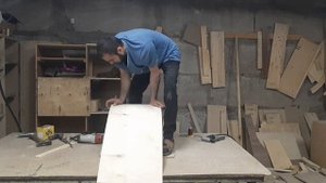 Мебель своими руками. Пуфик с утяжкой пуговица