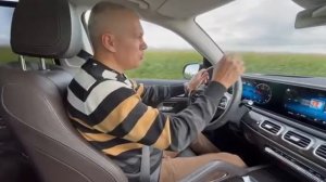 Mercedes GLS 400d Test Drive