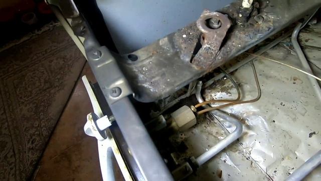 #Гефест газовая плита, взорвалась внутри. Замена жиклёров, под балонный газ. смотреть онлайн