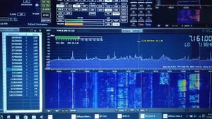 MSI SDR приёмник 10 кГц - 2 гГц. 12 битный АЦП