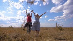 Иван Уваркин - Сенокос (Клип)