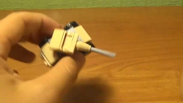 Китайские робот и танк от Sluban смотреть онлайн