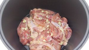 Бедро куриное в мультиварке