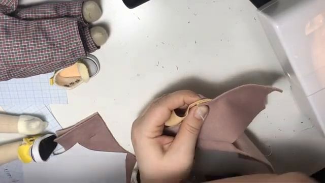 Как сшить спортивные штаны для интерьерной куклы, одежда для кукол