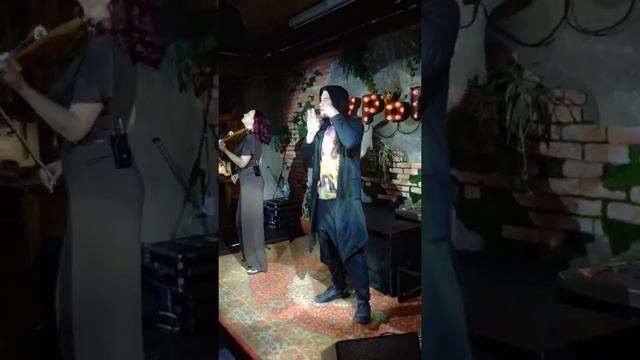 Только послушайте! Живой звук: ВАРГАН, СКРИПКА и этно ВОКАЛ. Это просто ОГОНЬ! смотреть онлайн