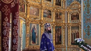 Сияние вокруг колокольни и проповедь архиепископа Феофилакта в престольный праздник