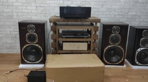 Onkyo monitor 2000X