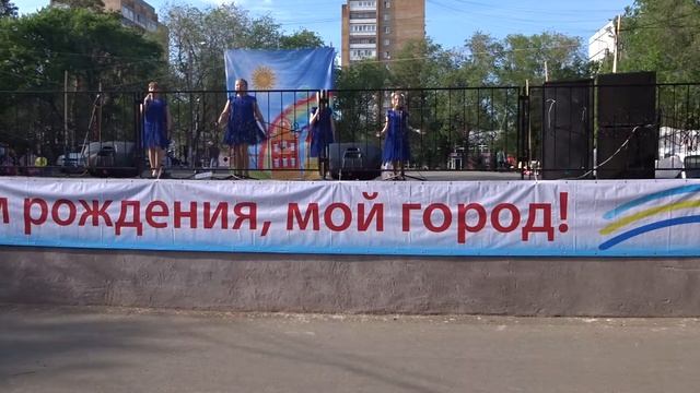 Вокально-хоровая студия "ДиВиСи". Группа "Звонкие ладошки". Песня "Привет, Лето!"