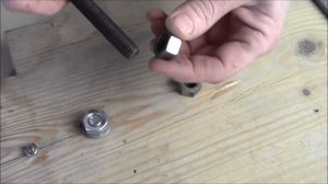 Как открутить гайку, болт без подходящего ключа. 3 СПОСОБА!