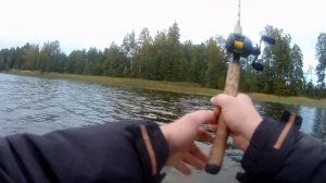 Ловля щуки на джеркбейты в сентябре Konsu järv . Рыбалка в Эстонии 2020 .