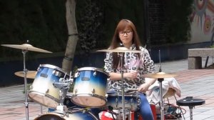 羅小白S. White - Барабанщица-виртуоз из Тайваня.Amazing Girl Drummer
