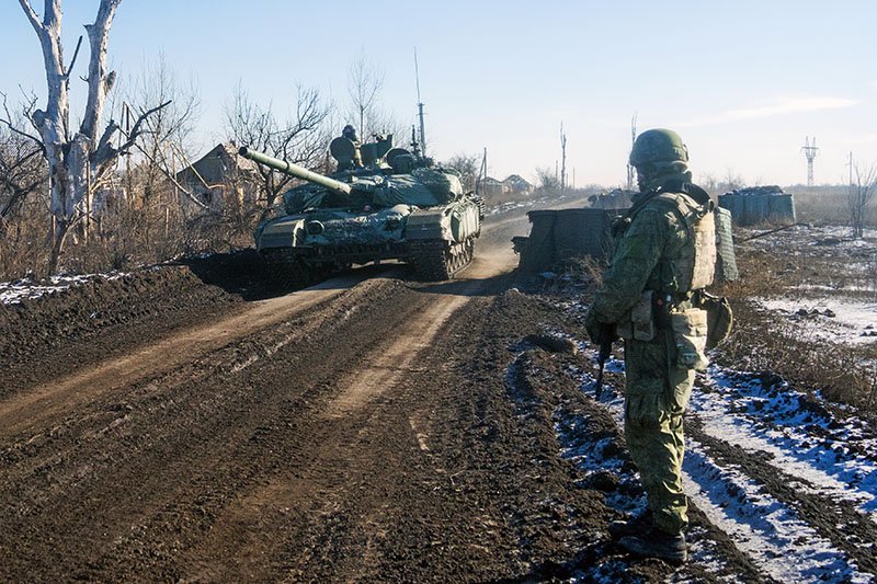 Российские войска гонят отступающих радикалов на запад / События на ТВЦ