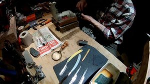 Реставрация ржавой  бритвы  Заводская риска