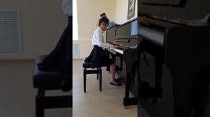 И.С. Бах трехголосная инвенция фа мажор, Ким Анна, 11 лет