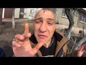 На что готов мужик ради 300 руб  2 бутылки портвейна