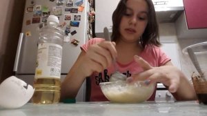 Делаем кекс в тарелке за 5 минут