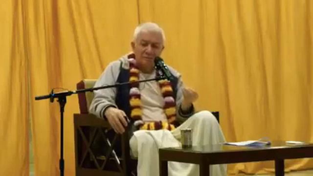 Е.М. Чайтанья Чандра Чаран прабху || Святое Имя Кришны может поднять нас из любого невежества смотреть онлайн