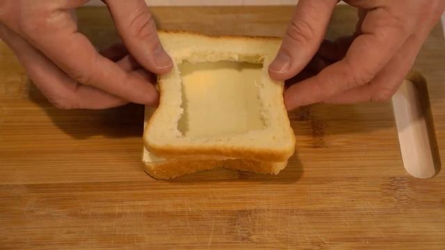Вкуснейшие горячие бутерброды с фаршем и яйцом